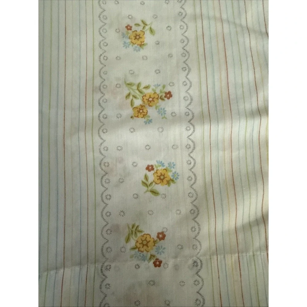 Vtg Floral Pillowcases 3 yellow Florals